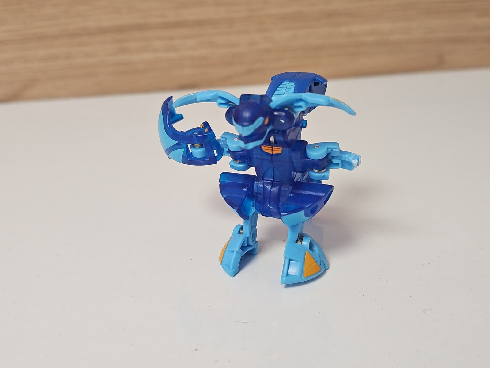 Bakugan Ultra Mantonoid transformable, figurine créature articulée d'occasion