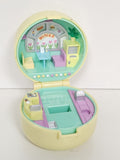Vintage Polly Pocket Ring Diner Années 50 avec Coffret, 1991, ancien jouet Matte