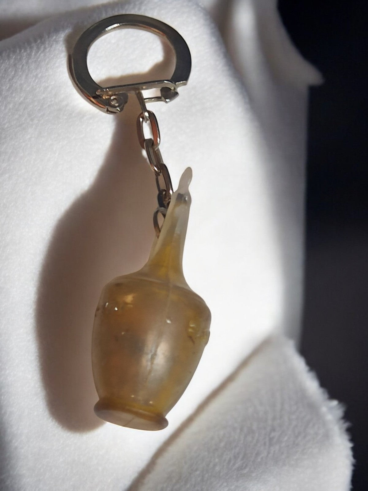 Porte-clés vintage amphore translucide rétro accessoire ancien déco