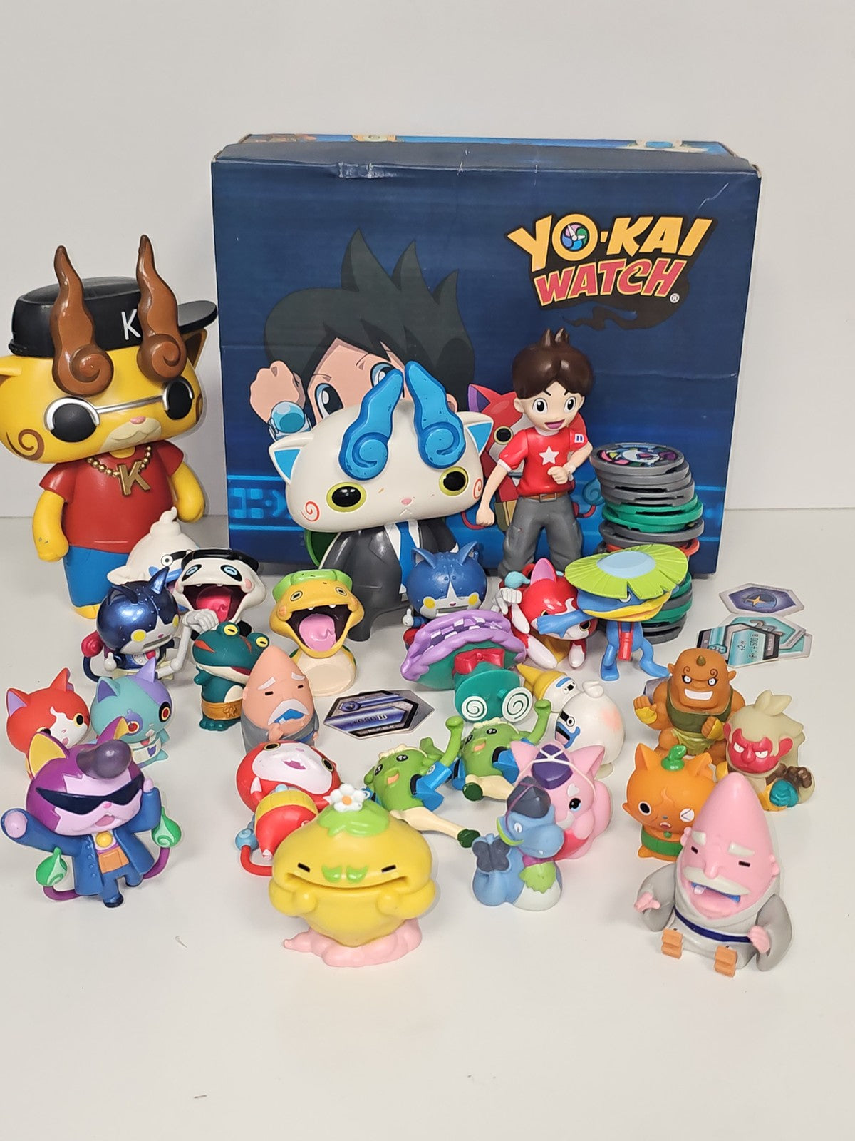 Lot vintage figurines Yokai Watch occasion, collection rare, jouets anciens enfa