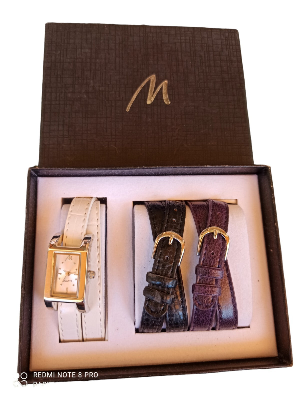 Montre femme Marionnaud cadran rectangulaire avec 3 bracelets, boîte d?origine