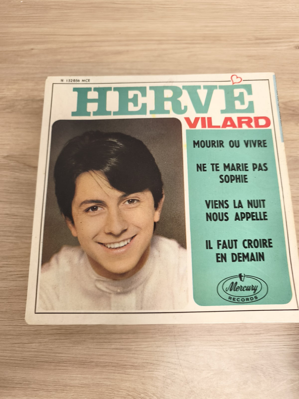 Vinyle 45 tours Hervé Vilard Mercury Records ? Pochette photo, 4 titres