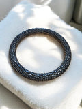 Bracelet vintage rétro perles sombres, bijou fantaisie ancien, design arrondi