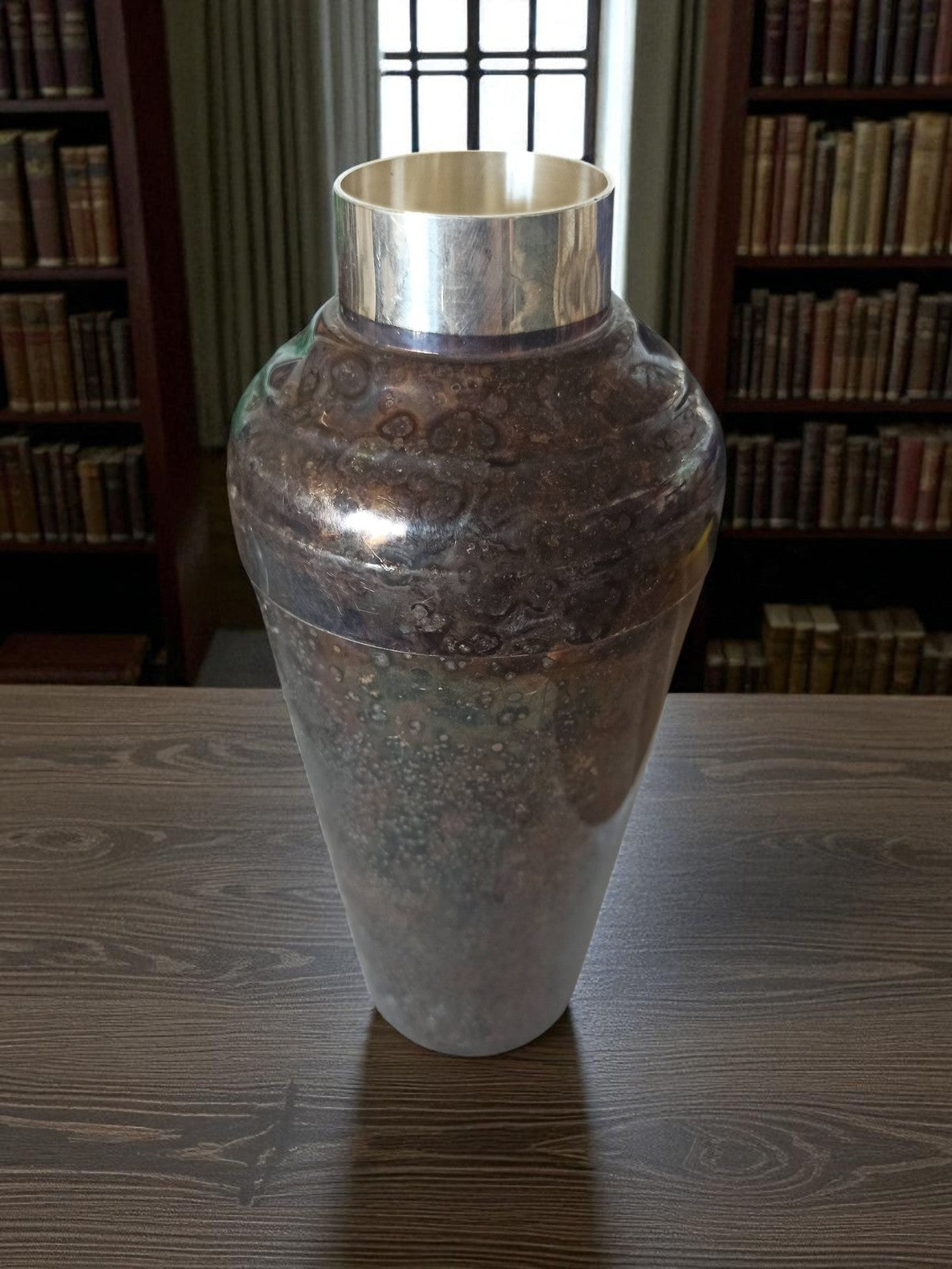 Vase ancien métal argenté Orfèvrerie de France style vintage