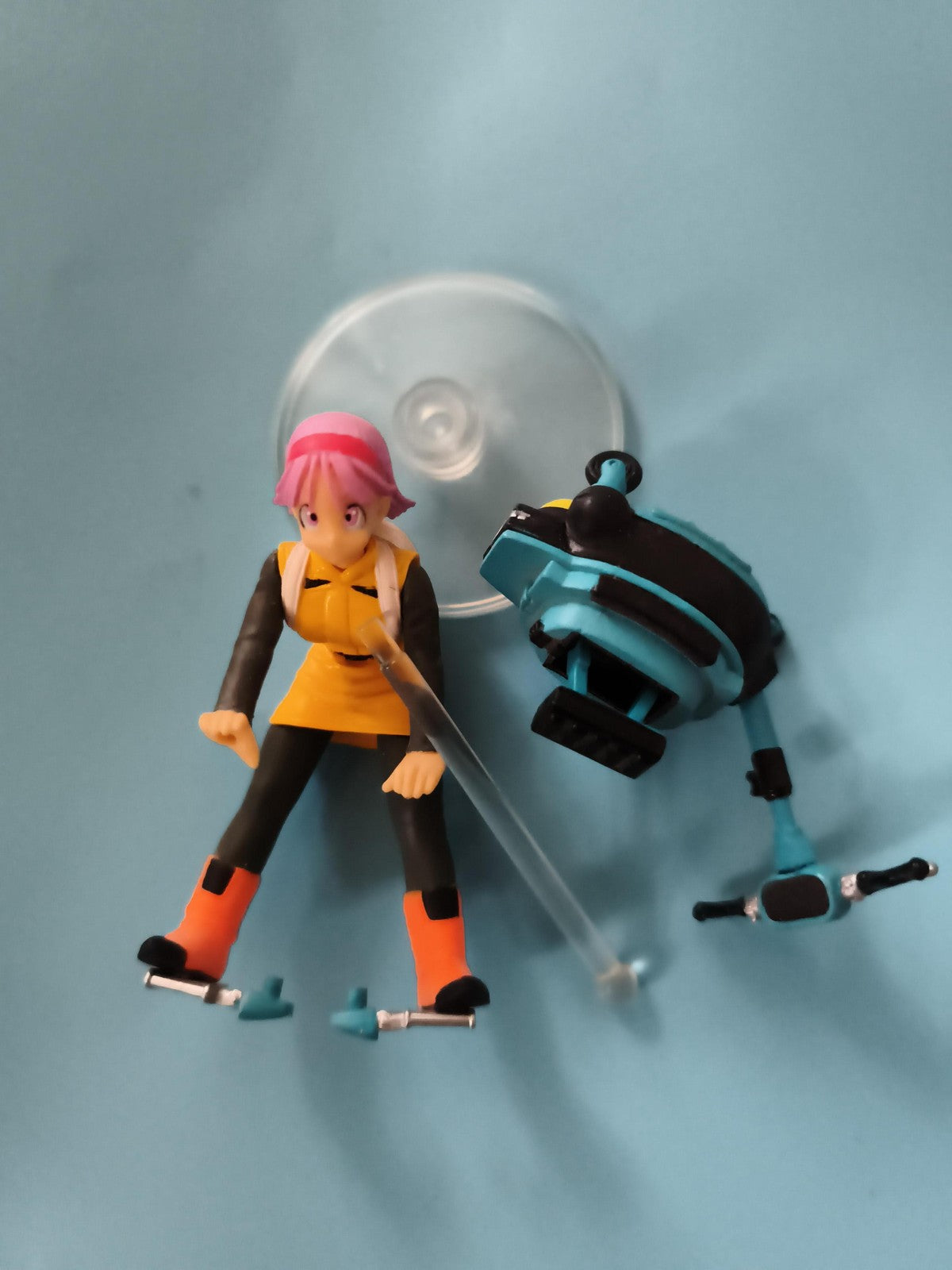 Figurine Bulma Dragon Ball Z Gashapon + Capsule Moto Bandai