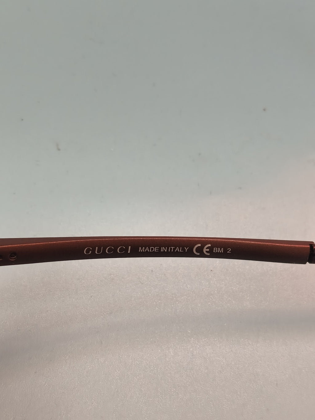 Lunettes de soleil Gucci GG 104/S homme femme, monture élégante, accessoire mode