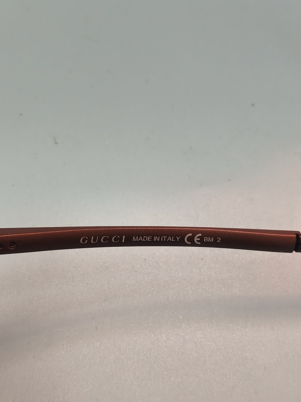 Lunettes de soleil Gucci GG 104/S homme femme, monture élégante, accessoire mode