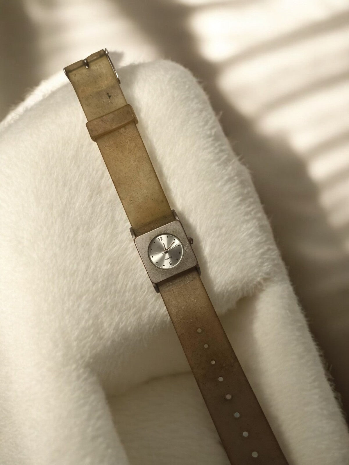 Montre femme vintage carrée cadran argenté rétro ancien à réviser accessoire