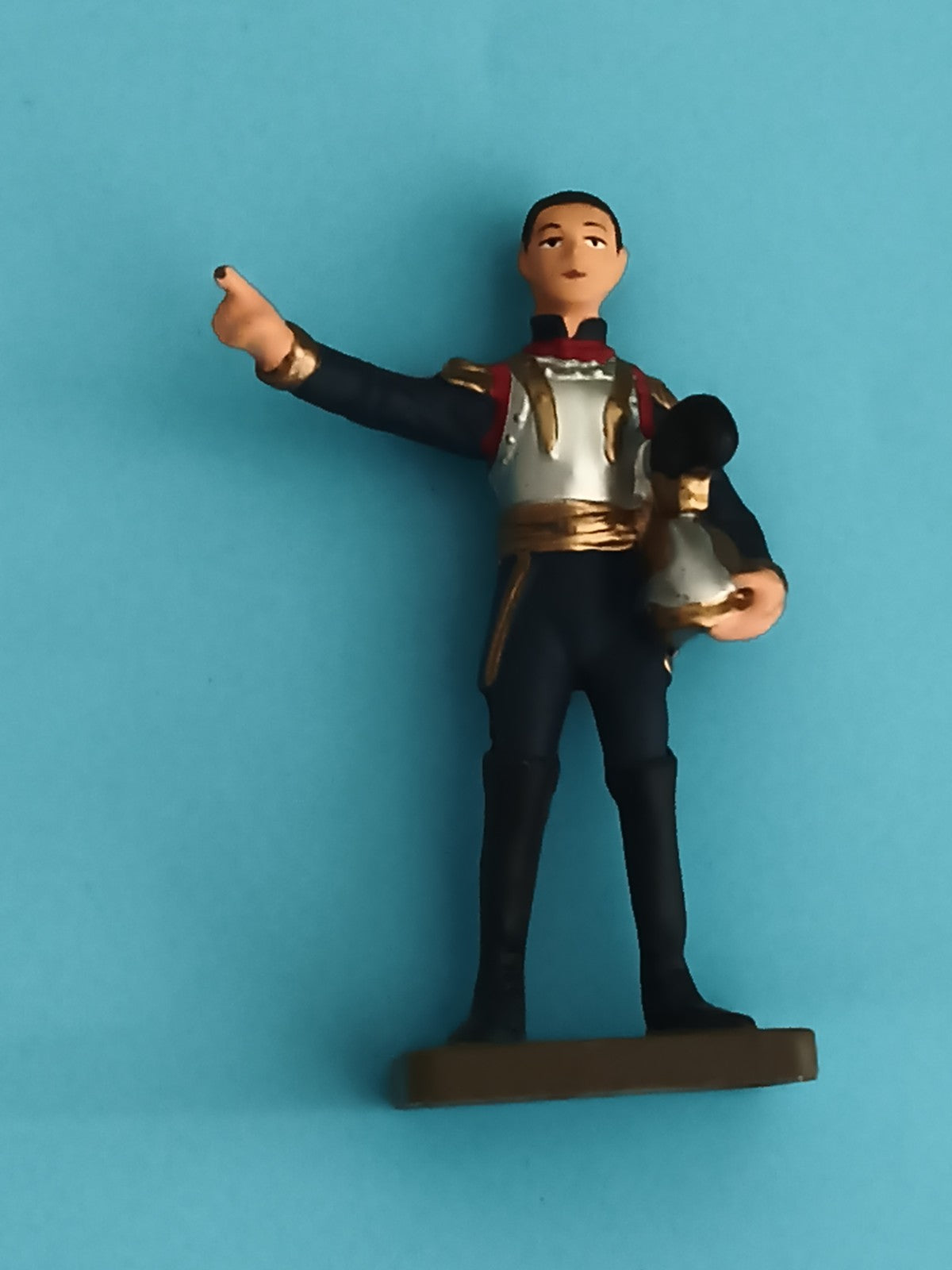 Figurine ancien soldat plomb uniforme bleu rouge doré décor militaire vintage