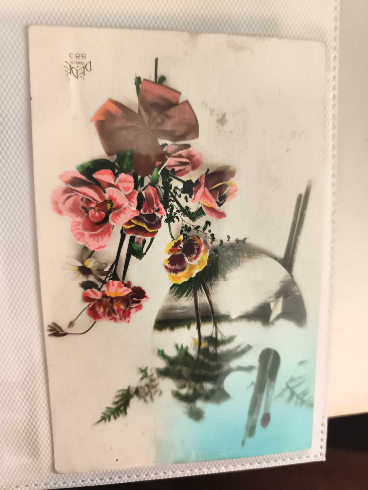 Carte postale ancienne fleurs reflet ruban rose CPA début XXe rétro