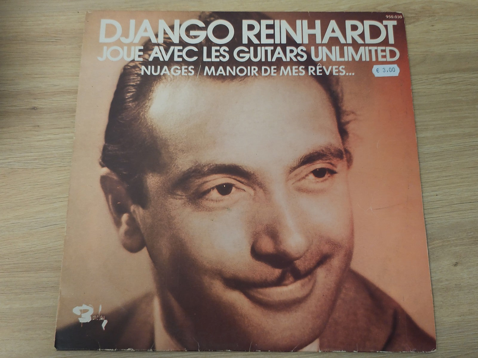 Vinyle 33T ancien Django Reinhardt rétro jazz manouche collection disque vintage