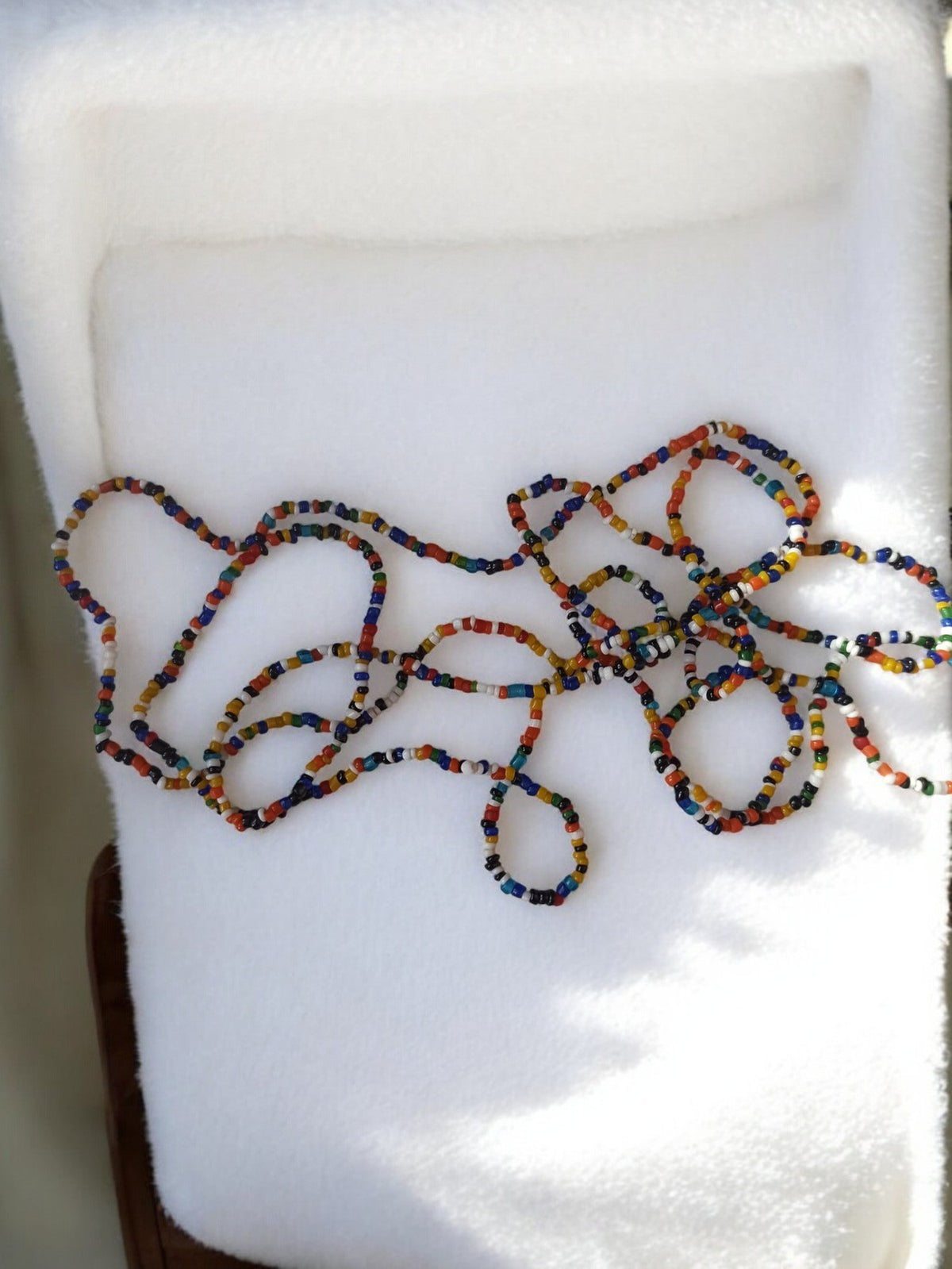 Vintage retro costume jewelry multicoloured bead necklace