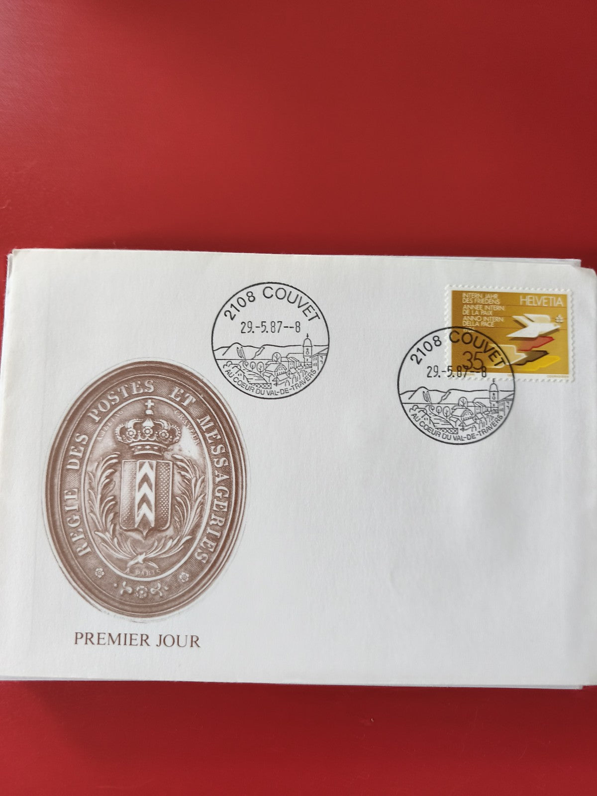 Enveloppe philatélie premier jour Couvet Suisse timbre Helvetia 1987
