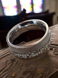 Bague vintage fantaisie taille 51, anneau large strass rétro chic