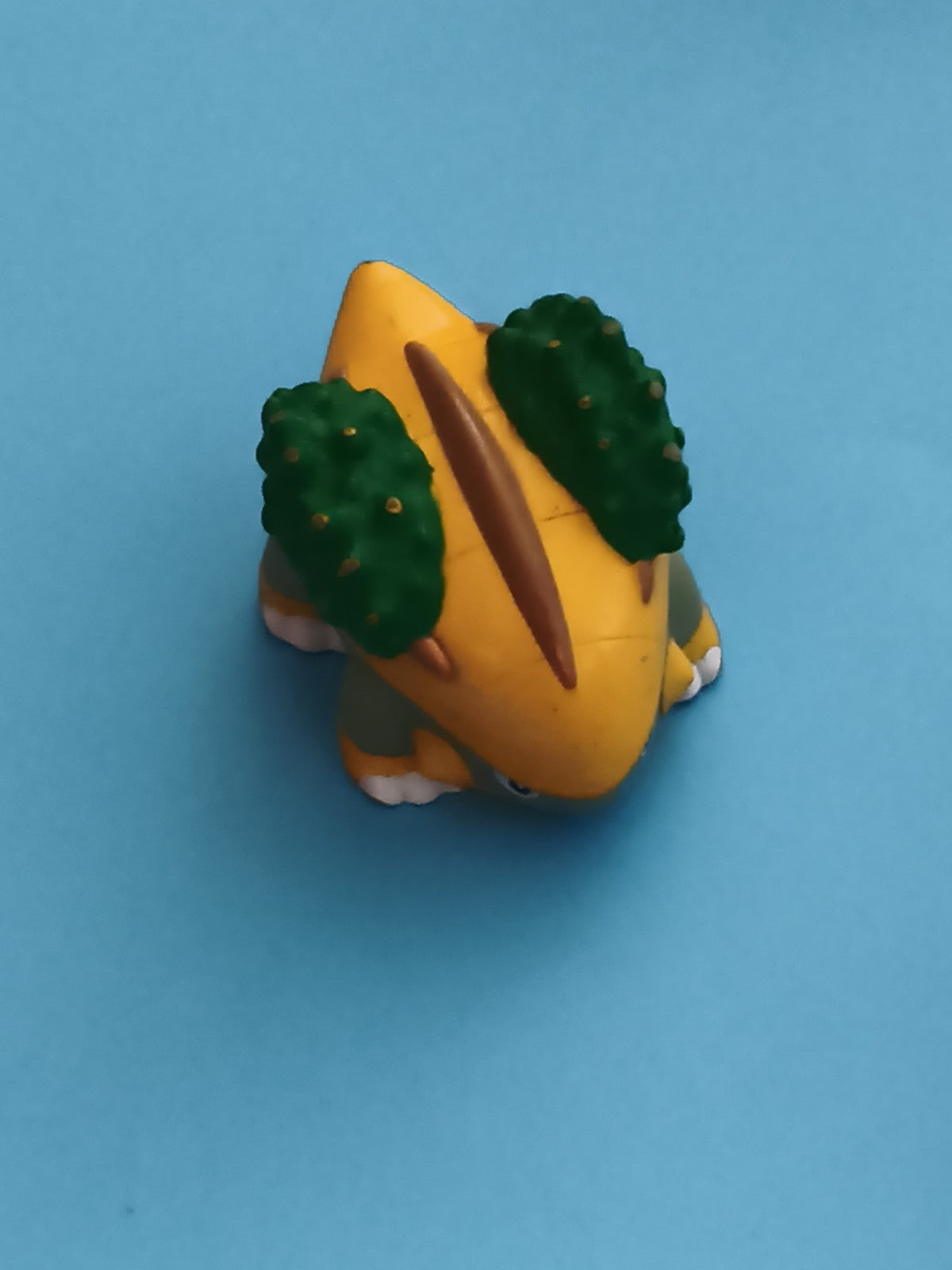 Figurine Pokémon Torterra finger puppet jaune vert jouet déco