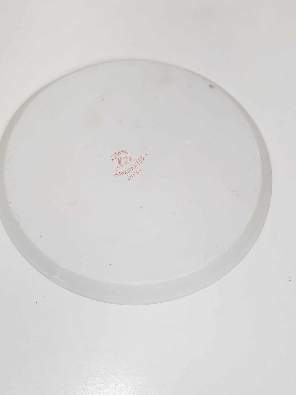 Assiette décorative Kutani Japan peinte main, plat mural japonais signé Kutani