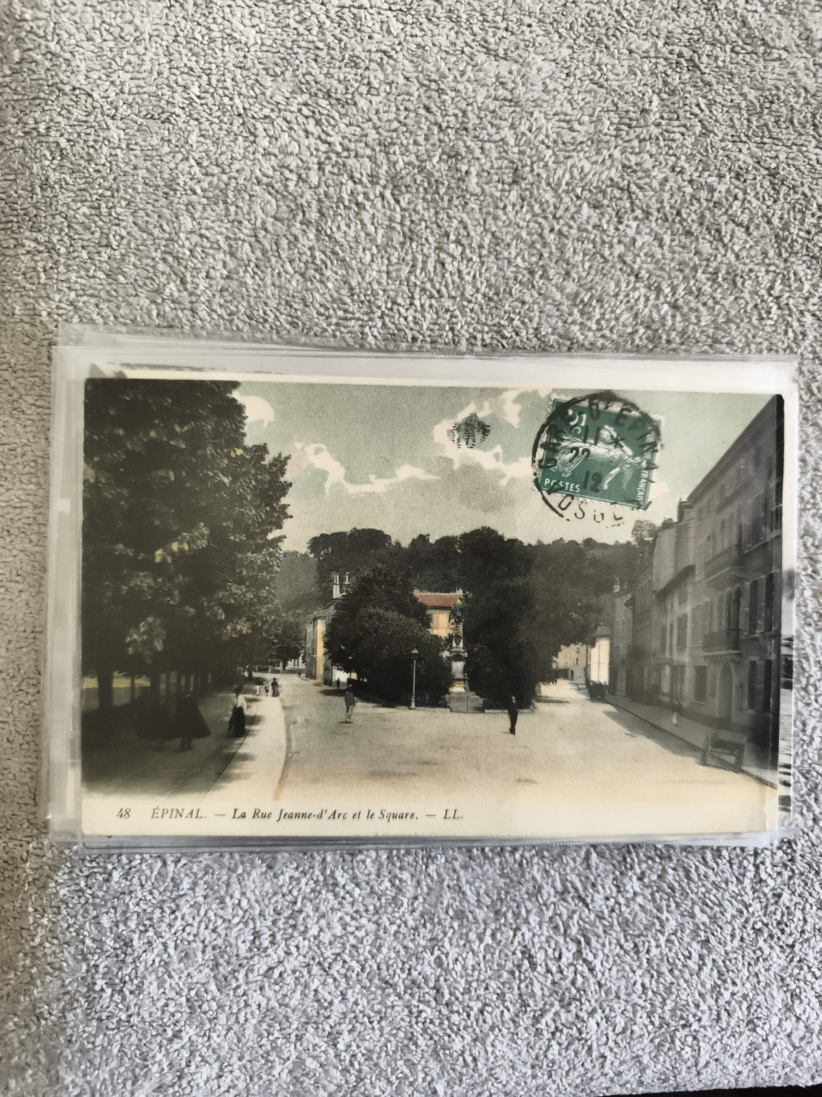 Carte postale Épinal Rue Jeanne d’Arc Square LL CPA timbre