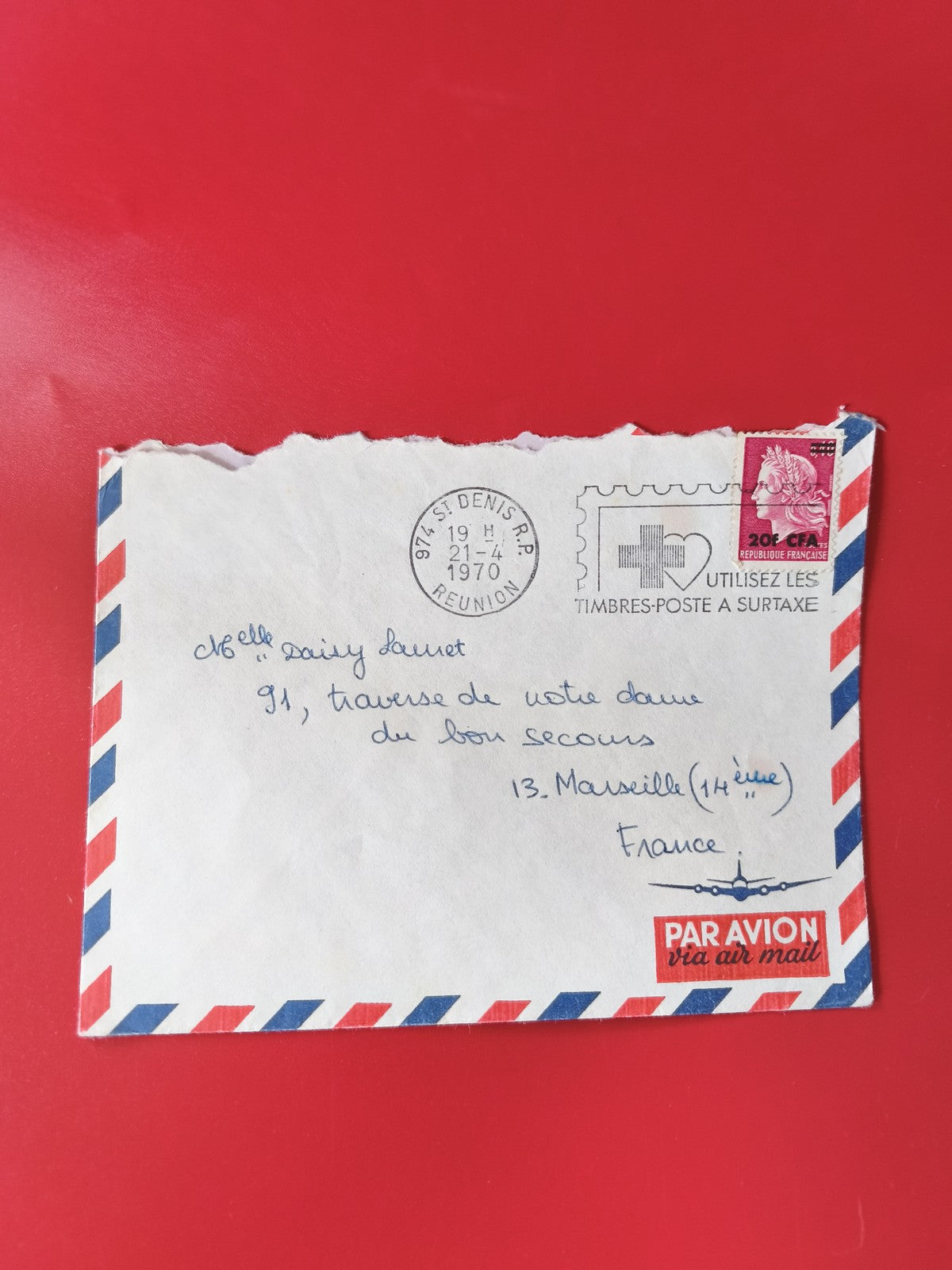 Enveloppe philatélie affranchie Réunion 20c CFA Par Avion rouge bleu timbrée