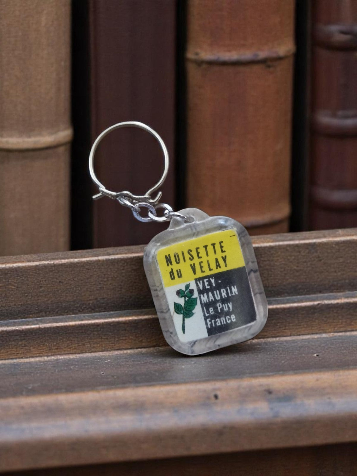 Porte-clés publicitaire vintage VEY-MAURIN Noisette du Velay rétro métal