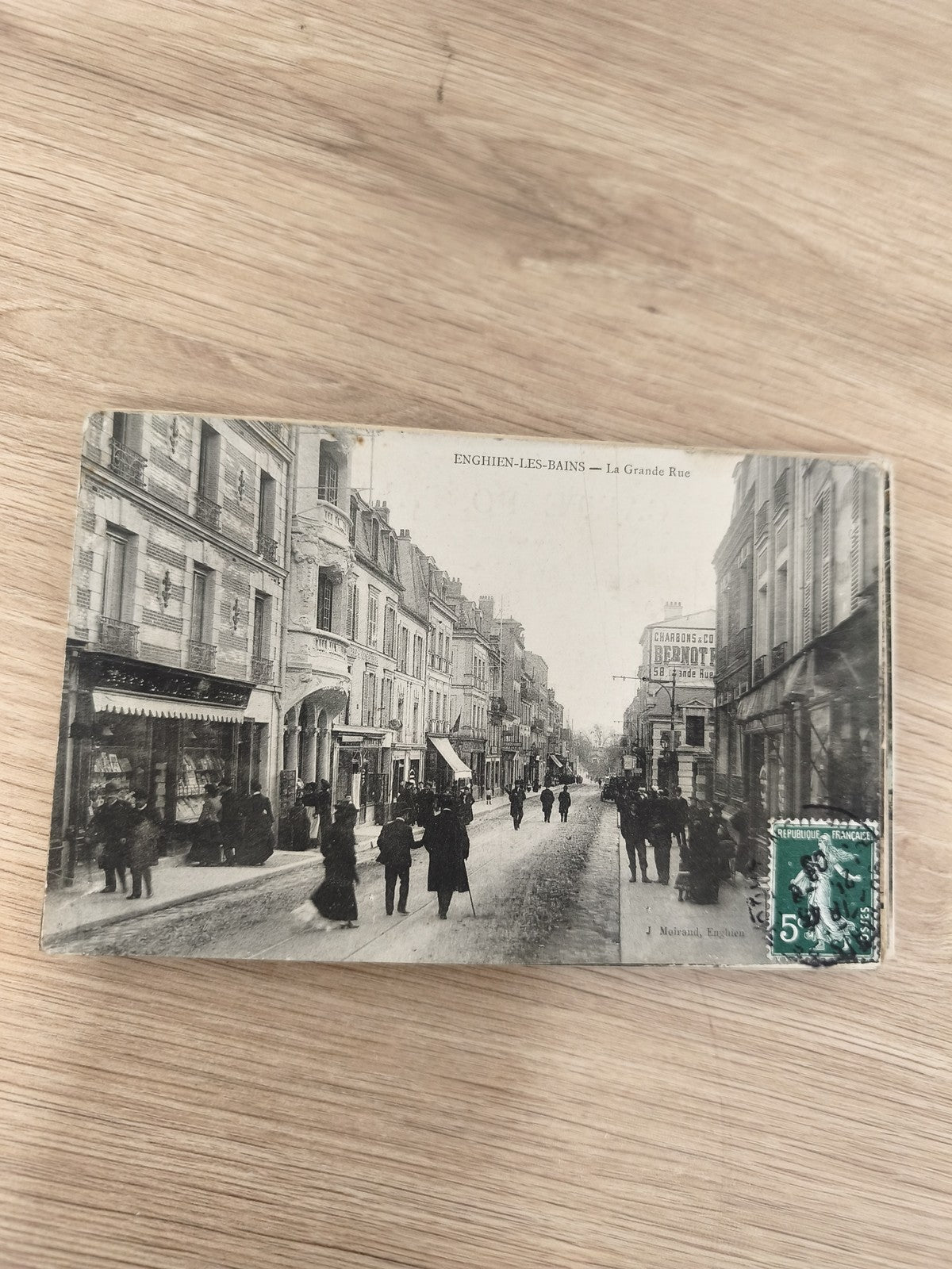 Ancienne carte postale Enghien-les-Bains Grande Rue animée vintage CPA timbrée