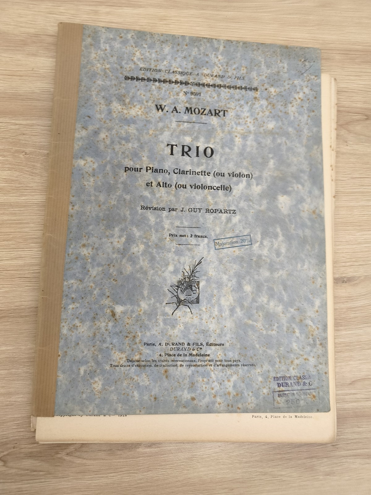 Ancien livre partitions Mozart Trio piano violon alto édition Durand taches