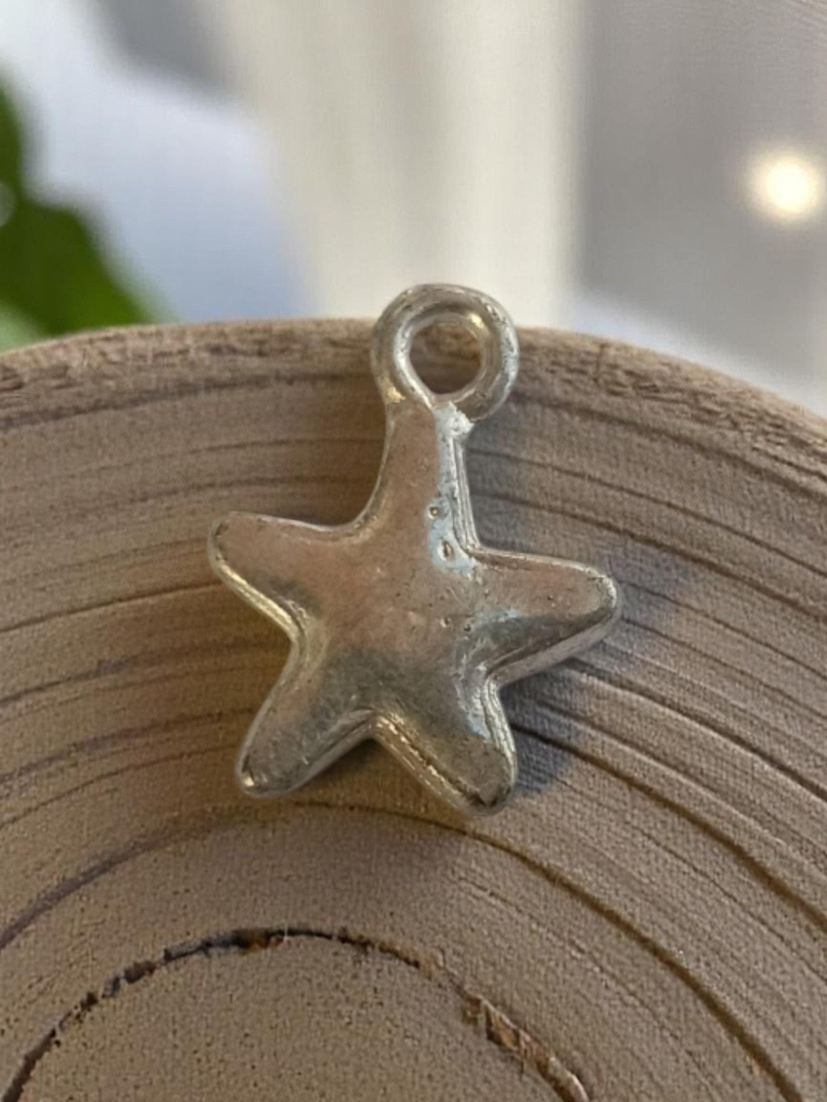 Pendentif étoile vintage métal années 50, charme rétro bijou ancien
