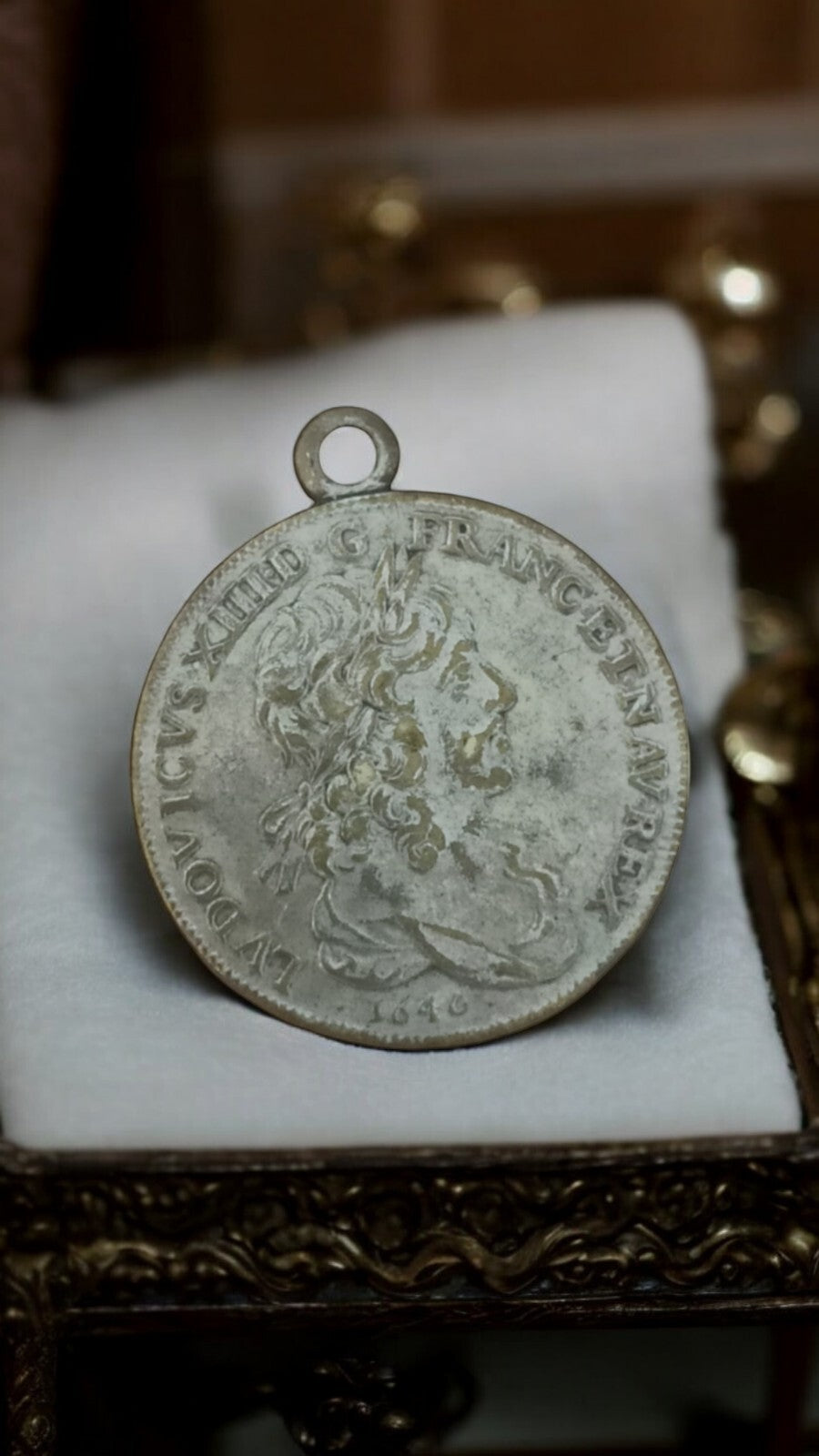 Médaille Association Numismatique Cenomane, portrait profil, inscription visible