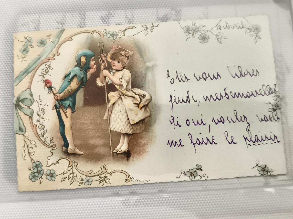 Carte postale ancienne illustrée enfants costume Pierrot romance début XXe CPA