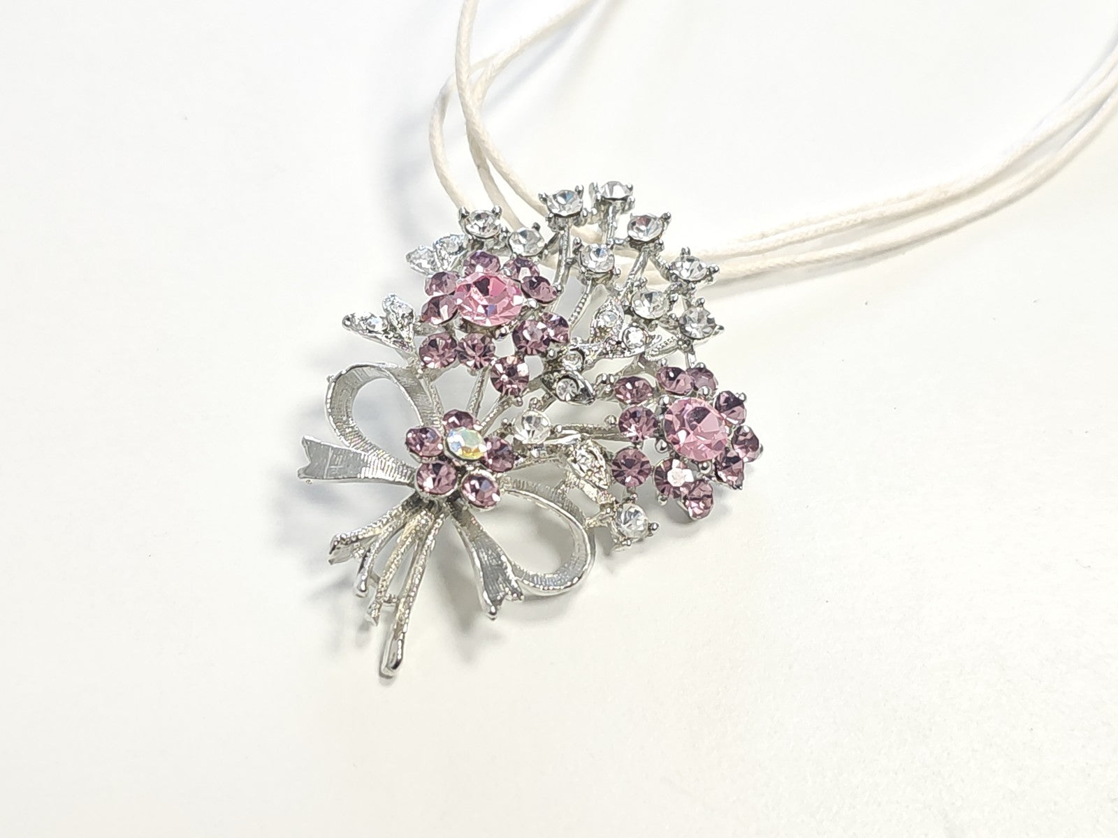 Collier rétro ancien, bijou fantaisie vintage pour collectionneur ou amateur déc