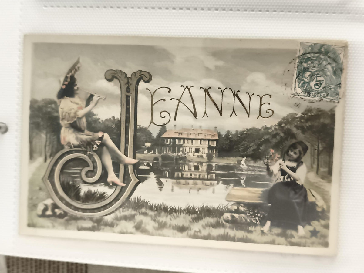 Carte postale ancienne Jeanne illustrée début 1900, CPA décor romantique