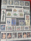 Lot de timbres bulgares oblitérés, thématiques variées, couleurs et motifs visib