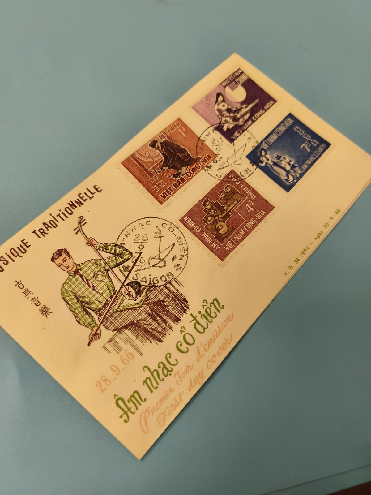 Ancienne enveloppe FDC Vietnam 1966 musique timbres illustrés collection