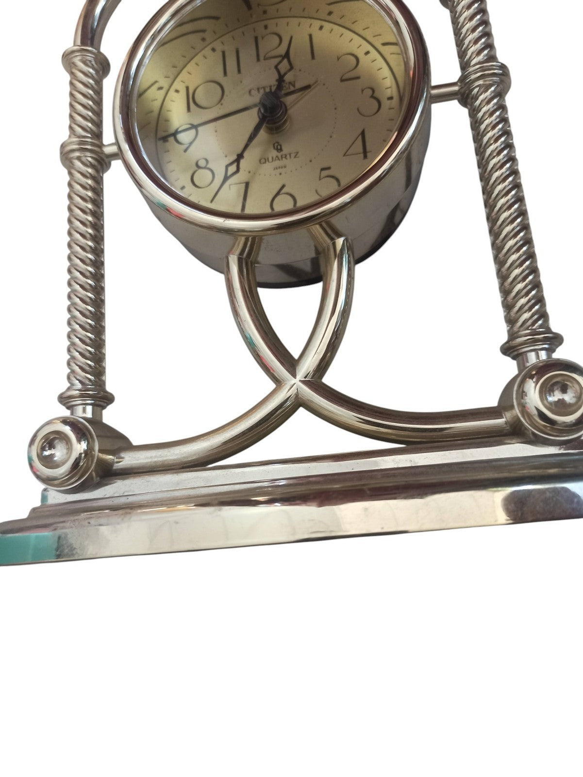 Horloge de table Citizen vintage quartz style rétro métal argenté déco