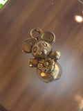 Pendentif vintage souris fleur métal doré années 50 bijou ancien rétro