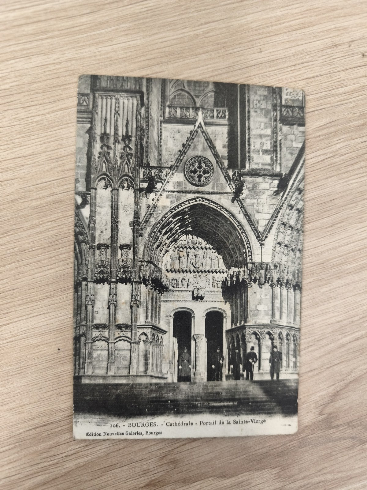 Ancienne CPA Bourges Cathédrale Portail Sainte-Vierge noir et blanc édition rare