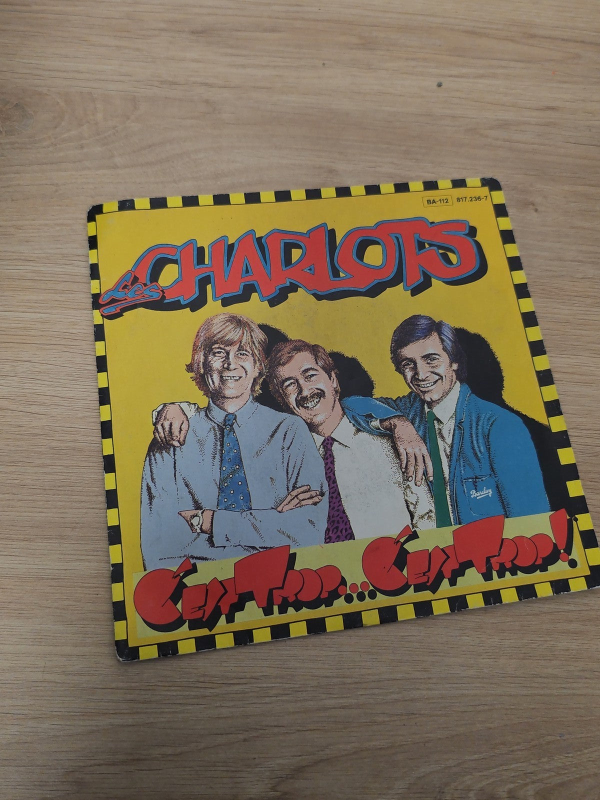 Vinyle 45 tours vintage Les Charlots ancien disque rétro collection musique fran