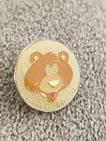 Pin's vintage Table Ronde ours émaillé badge ancien Ref 1