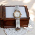 Montre vintage Pierre Lannier bracelet acier, cadran chiffres romains, classique
