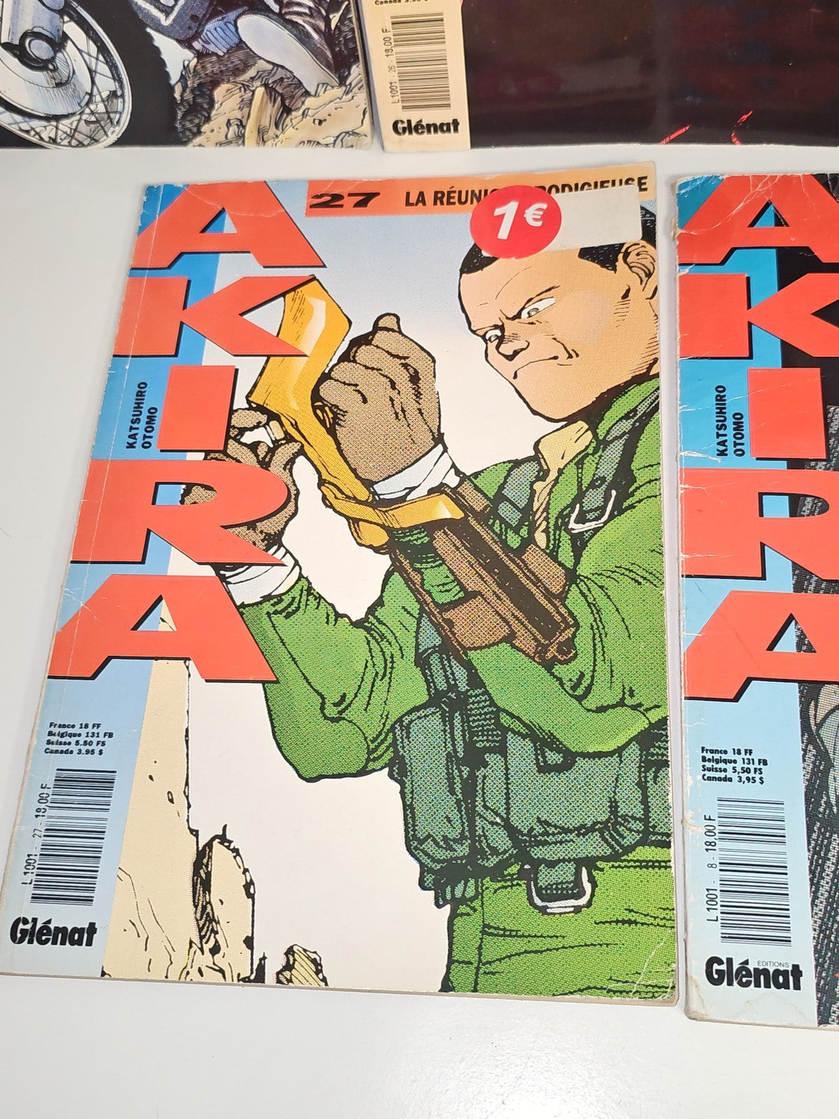 Lot mangas Akira anciens collection rétro, albums vintage pour amateurs et passi