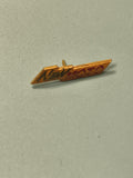 Pin's vintage NEW MOTO orange flèche ? objet ancien collection moto (Ref 1)