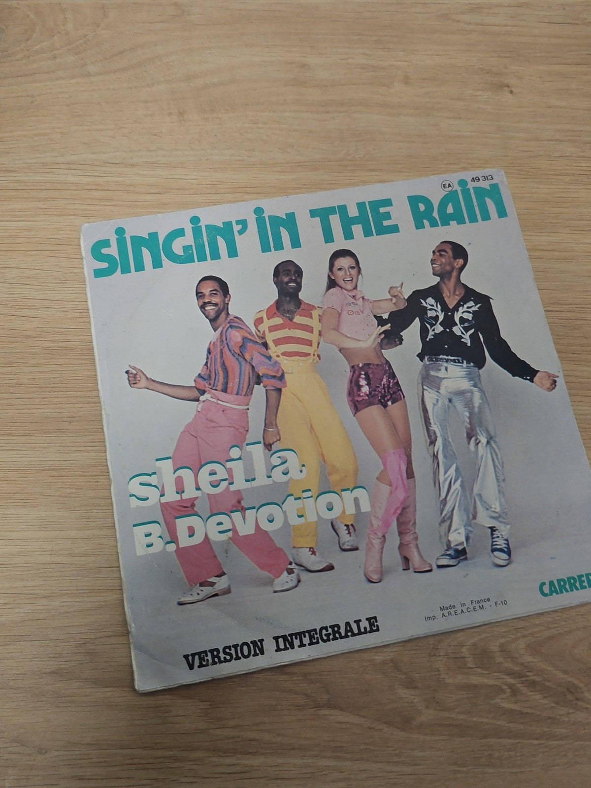 Vinyle 45 tours ancien Sheila rétro, disque collector pour amateurs de musique
