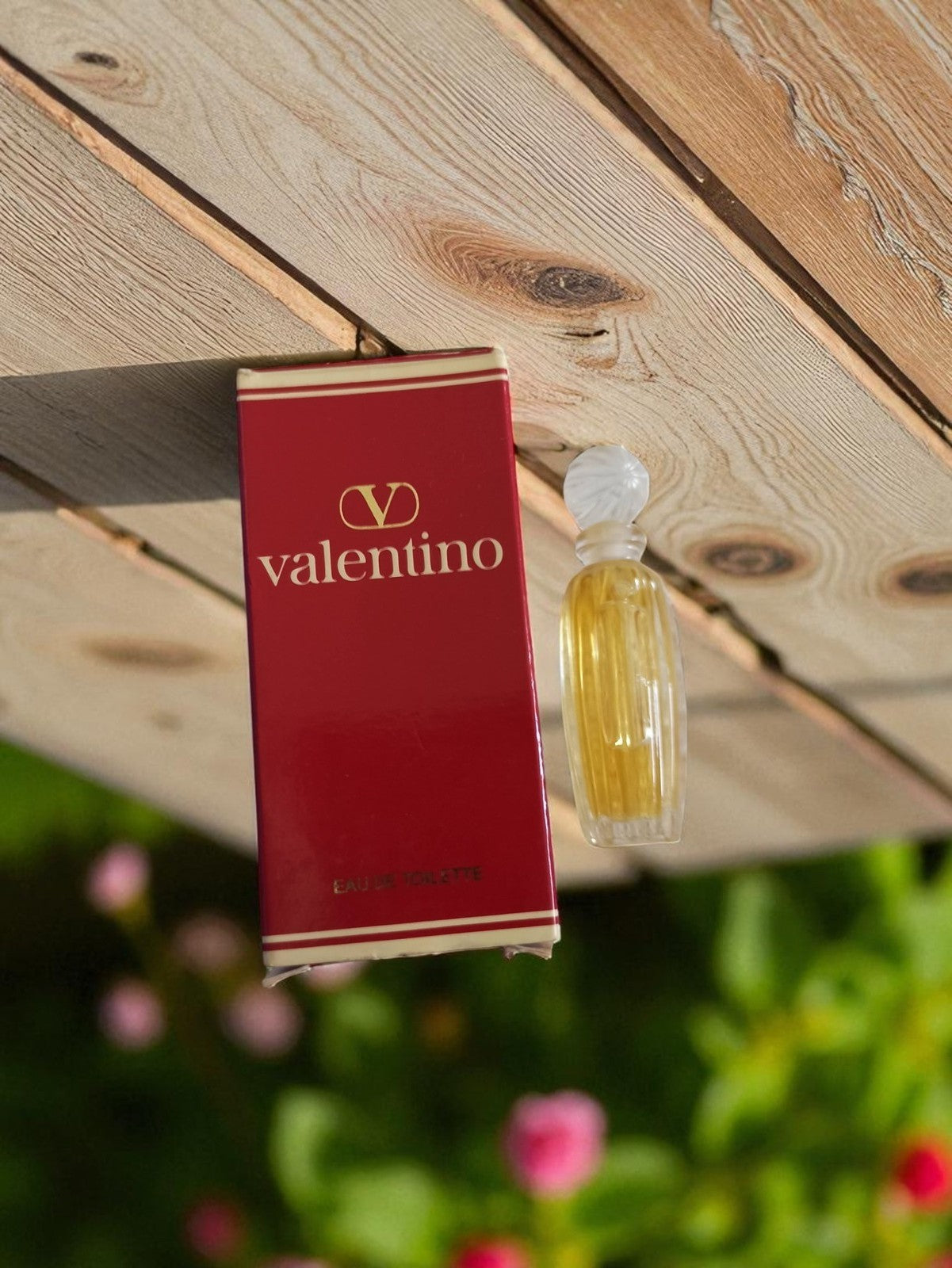 Miniature parfum Valentino vintage en boîte - rétro eau de toilette rare