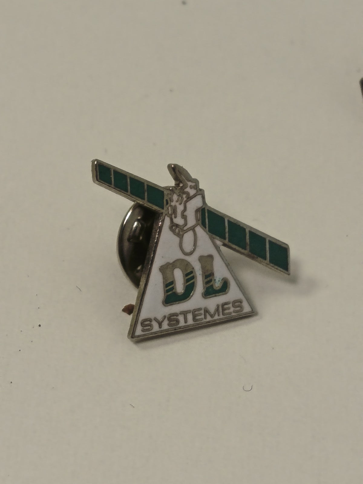 Vintage retro Pin's DL Systems? 80s/90s computer collection badge