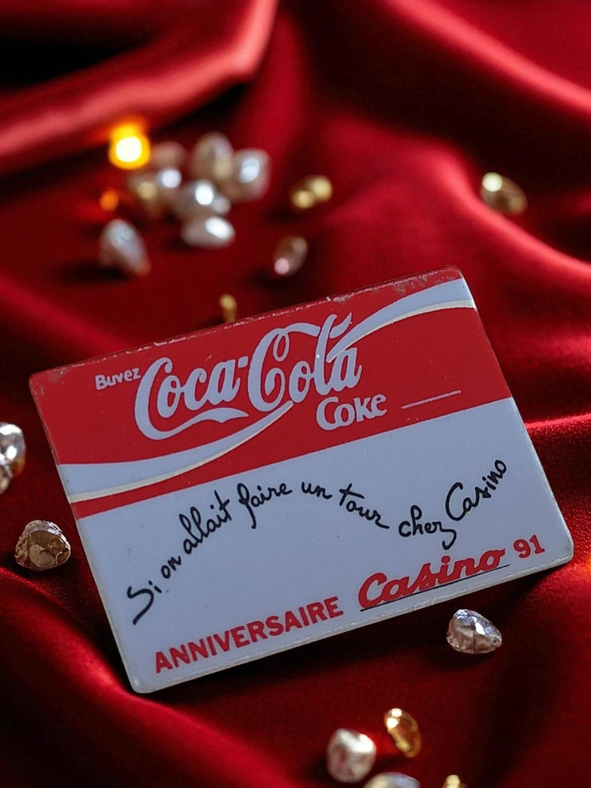 Pin's Coca-Cola Casino 91 édition limitée vintage publicitaire rouge blanc