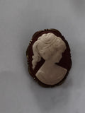 Broche camée vintage profil femme, médaillon ovale, style ancien, bijou rétro