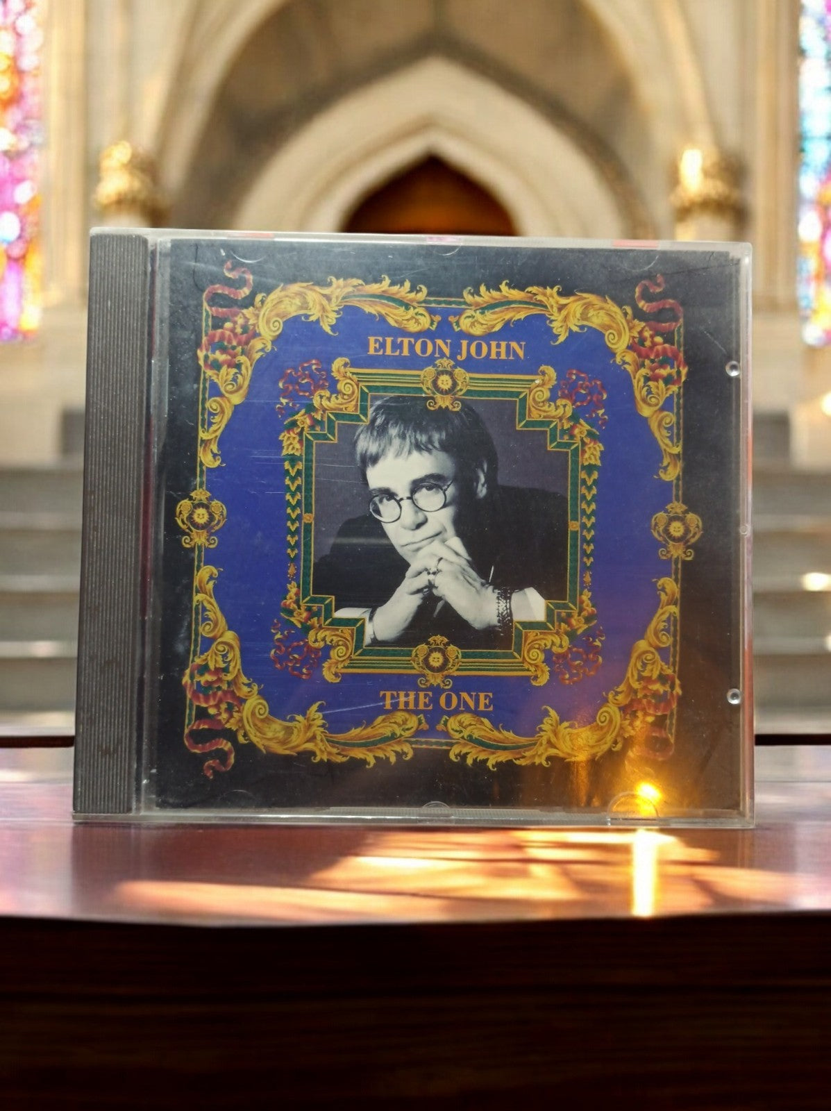 CD Elton John The One vintage, pochette bleue dorée, album musique rare