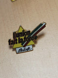 Pin's vintage Mutuelle l'union fait la force rétro années 80 badge rare