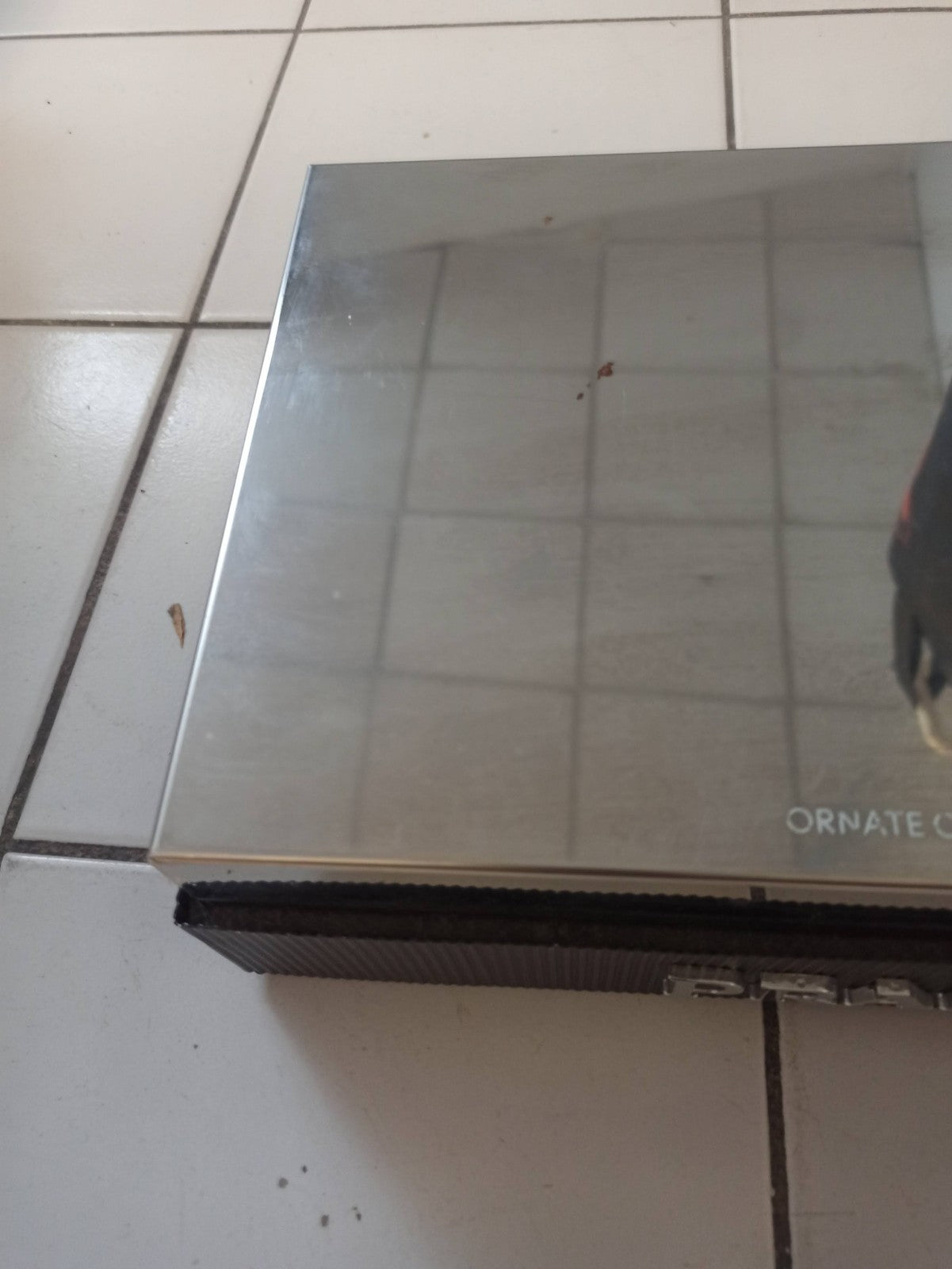 Présentoir ancien Prada vintage rare, objet de collection rétro marque luxe déco