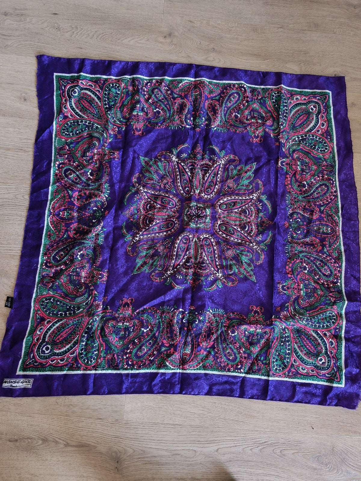 Foulard rétro ancien Monse Gur, accessoire vintage élégant pour collectionneur