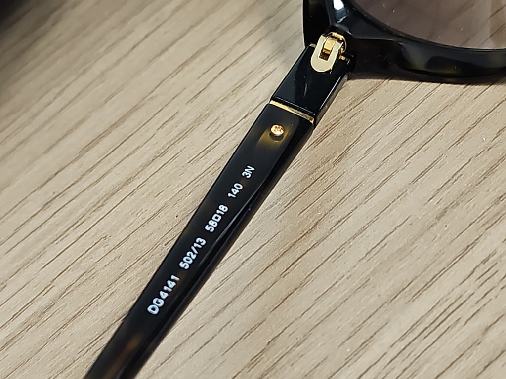 Lunettes de soleil rétro Dolce & Gabbana DG4141 502/13 avec étui noir collector